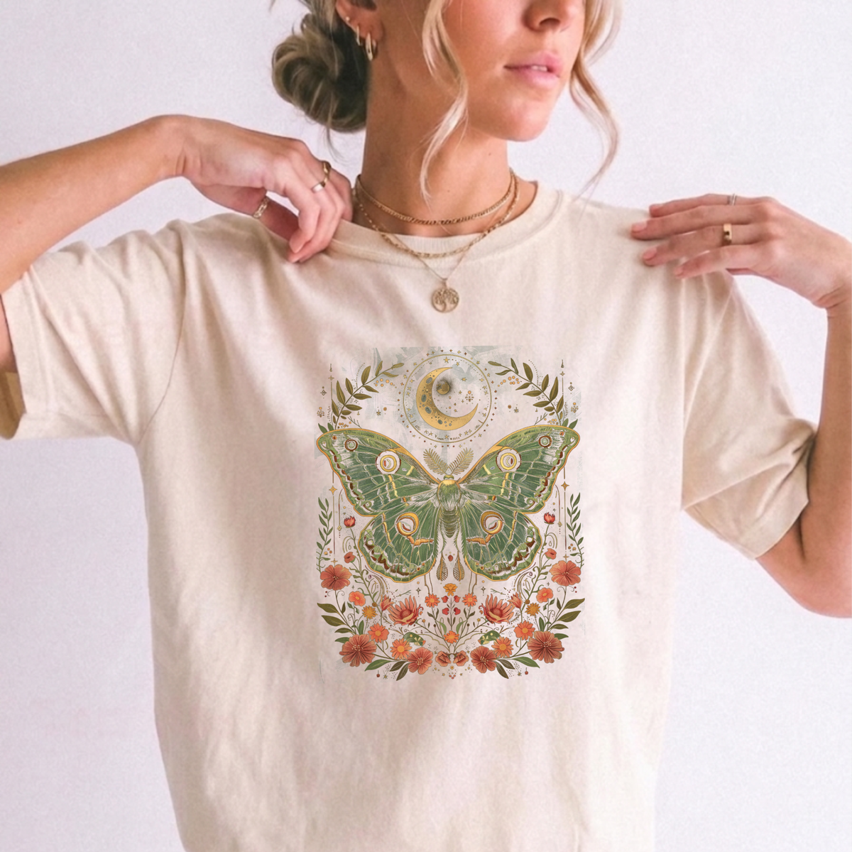 Moonlit Moth Botanical Graphic T-Shirt | Foxfire & Fable