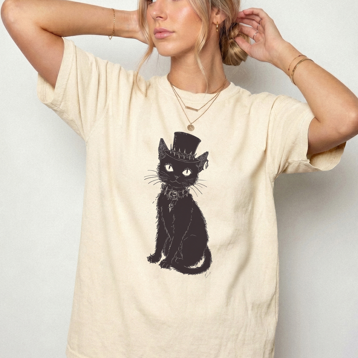 Gothic Black Cat Top Hat T-Shirt | Foxfire & Fable