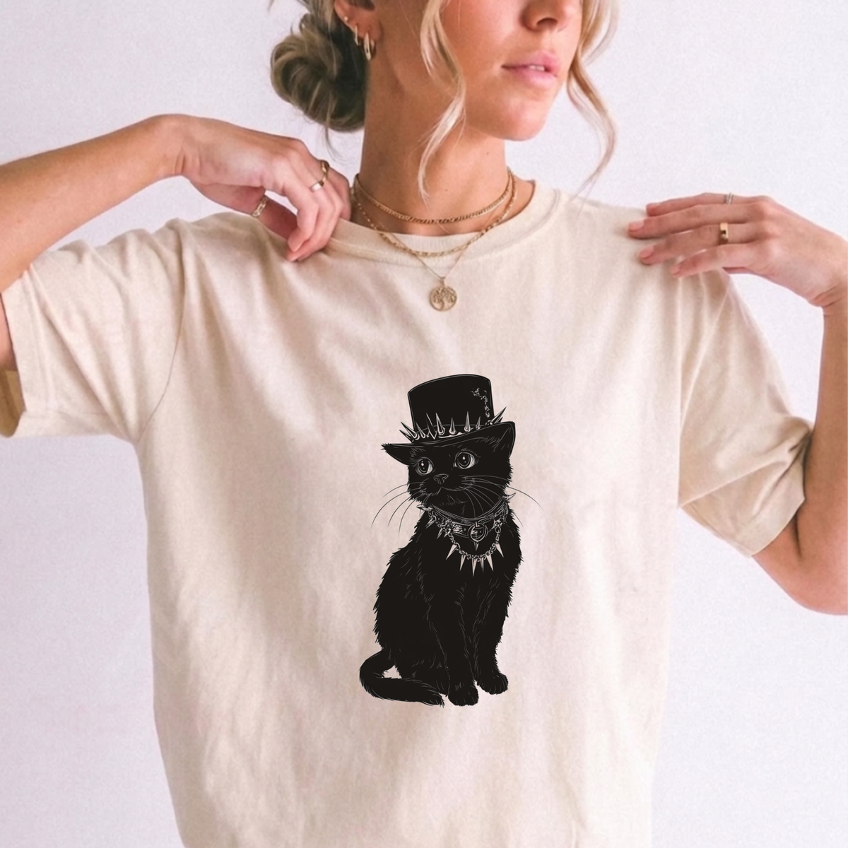 Gothic Black Cat Top Hat Graphic Tee | Foxfire & Fable