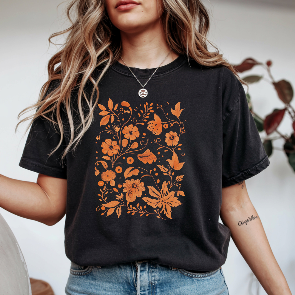 Botanical Folk Art Floral Graphic T-Shirt | Foxfire & Fable