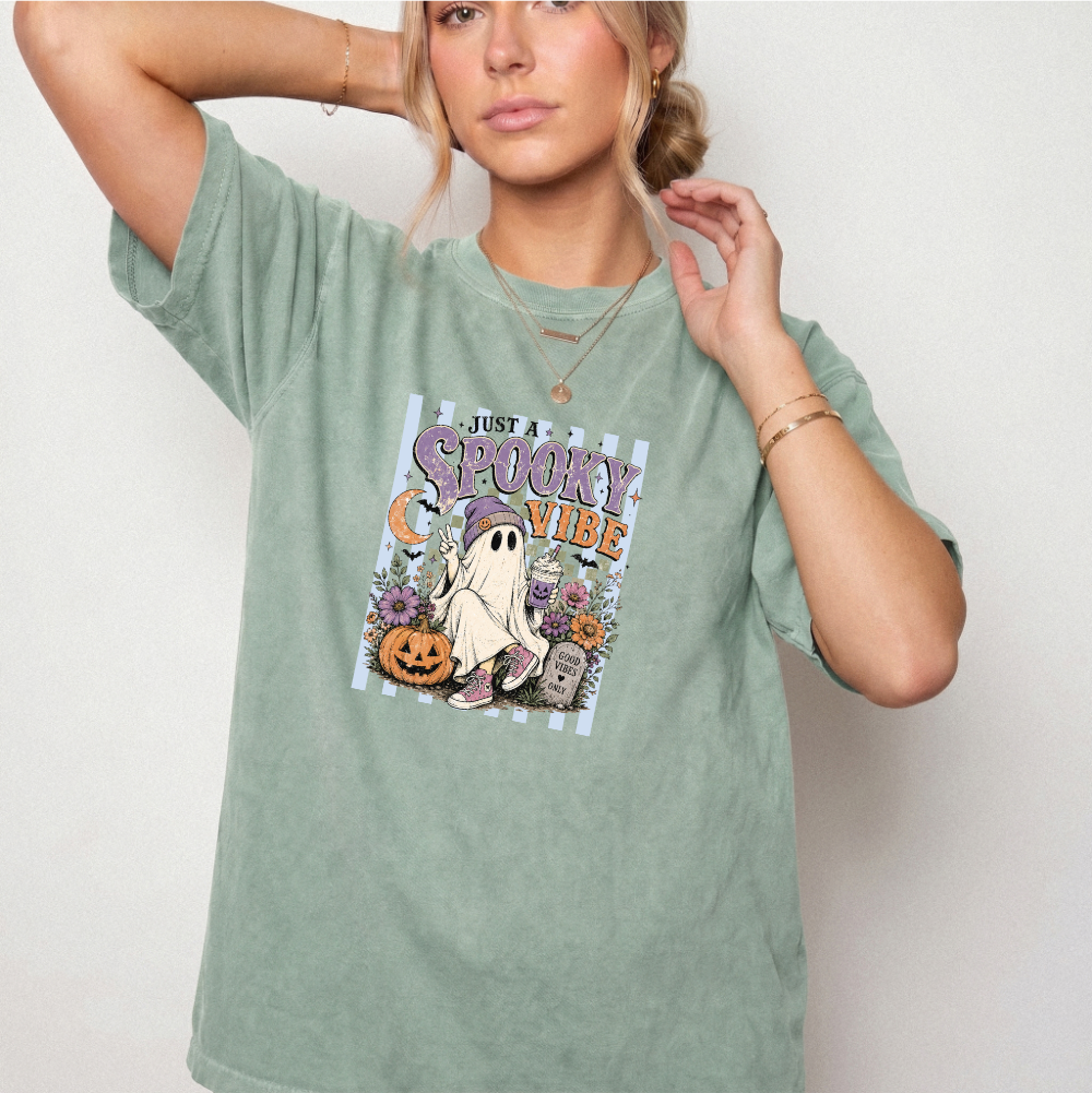 Spooky Vibe Ghost Graphic Tee | Foxfire & Fable