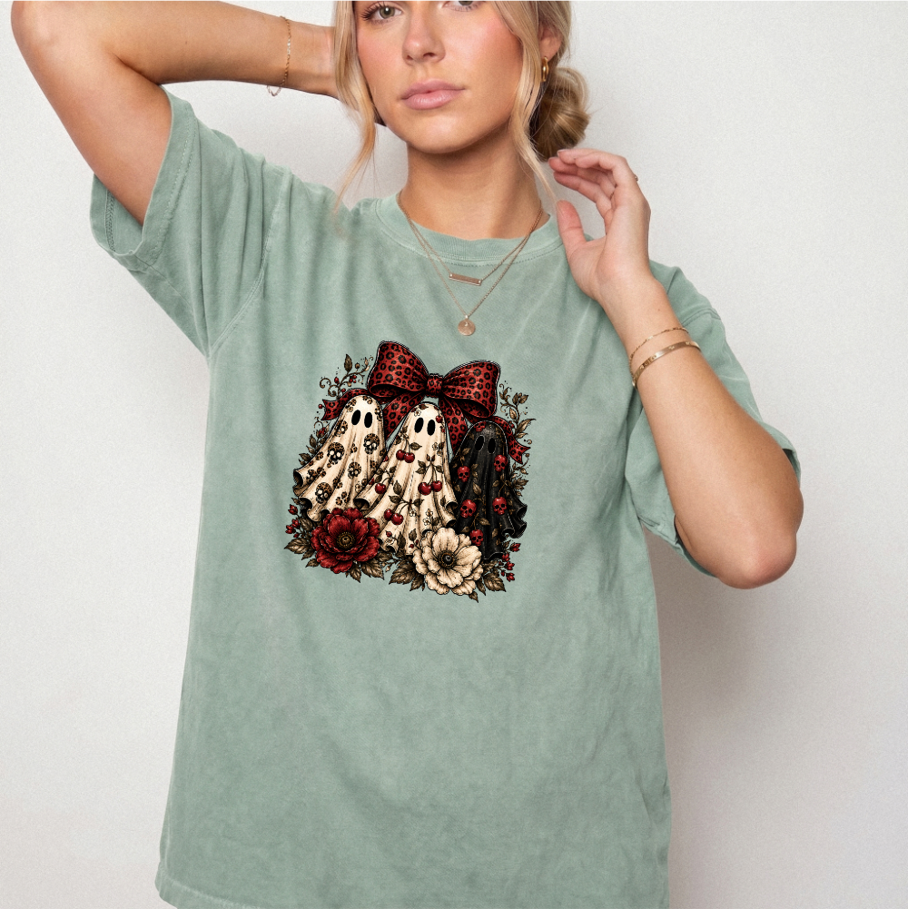 Spooky Ghost Bow Vintage Graphic Tee | Foxfire & Fable