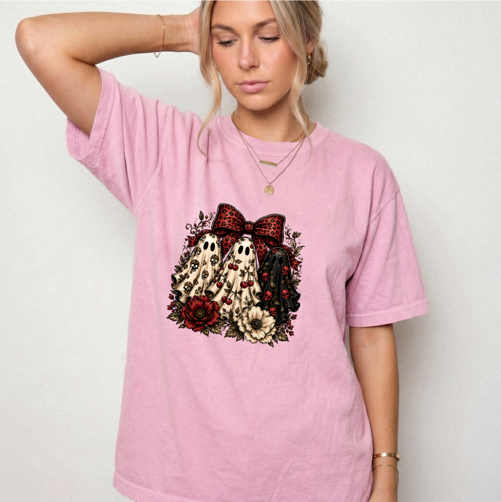 Spooky Ghost Bow Vintage Graphic Tee | Foxfire & Fable