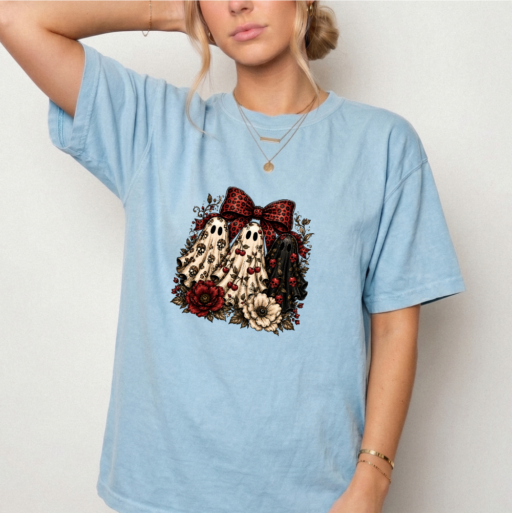 Spooky Ghost Bow Vintage Graphic Tee | Foxfire & Fable