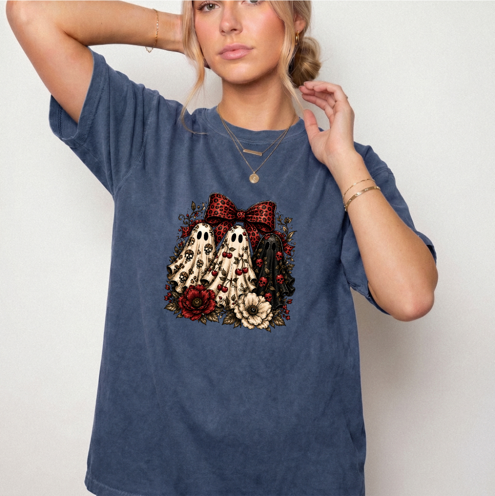 Spooky Ghost Bow Vintage Graphic Tee | Foxfire & Fable