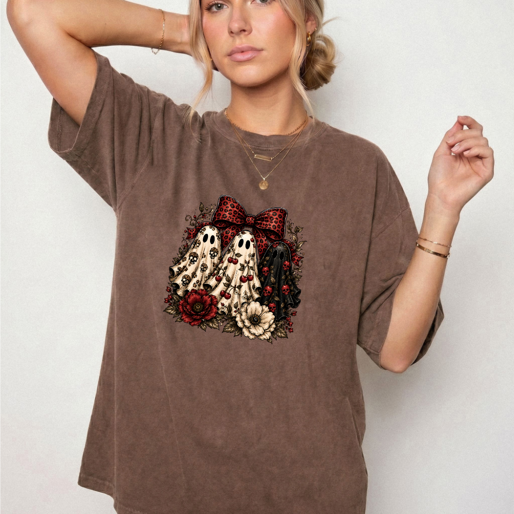 Spooky Ghost Bow Vintage Graphic Tee | Foxfire & Fable